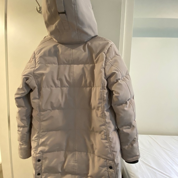 Canada Goose Parka - Picture 7 of 12